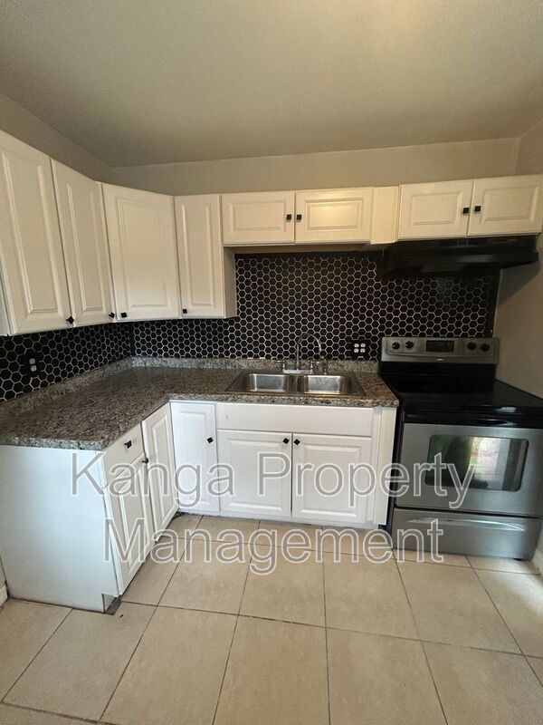 Building Photo - 3208 Louisiana Ave Unit 8 Rental