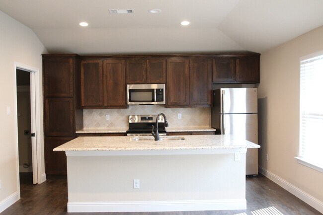 Photo - 1324-1328 White Sand Dr Unidad 1324