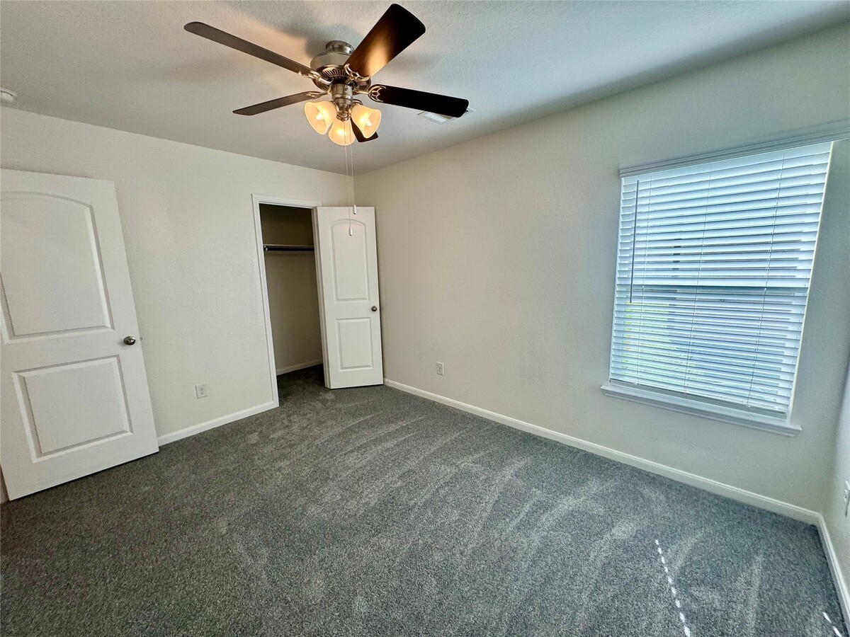 Photo - 26680 Pools Creek Dr