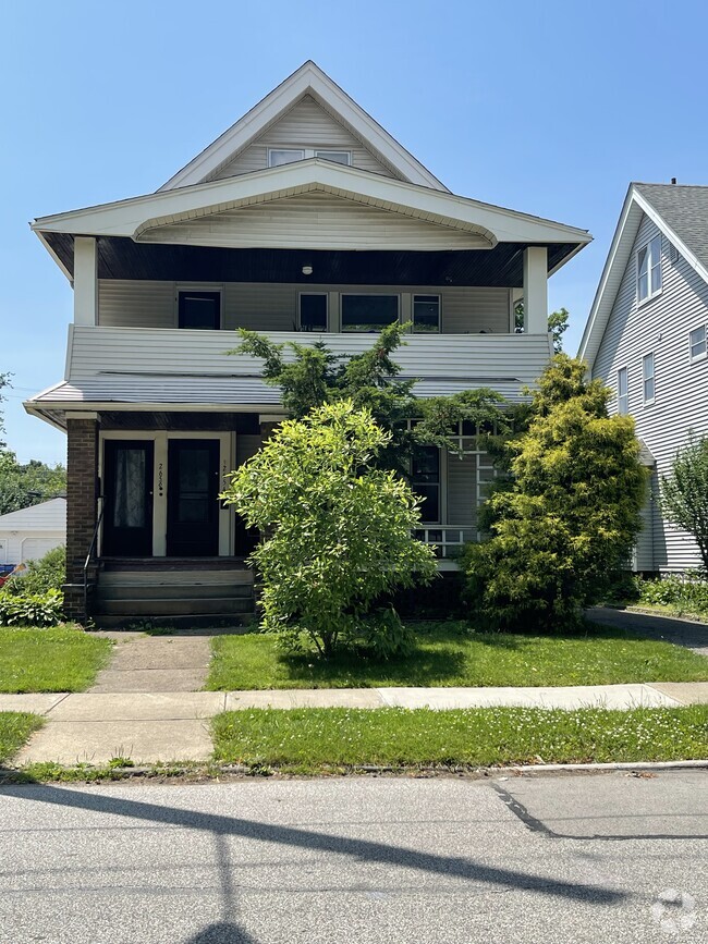 Building Photo - 2654 E 130th St Rental