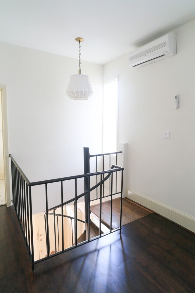 Photo - 2129 N St NW