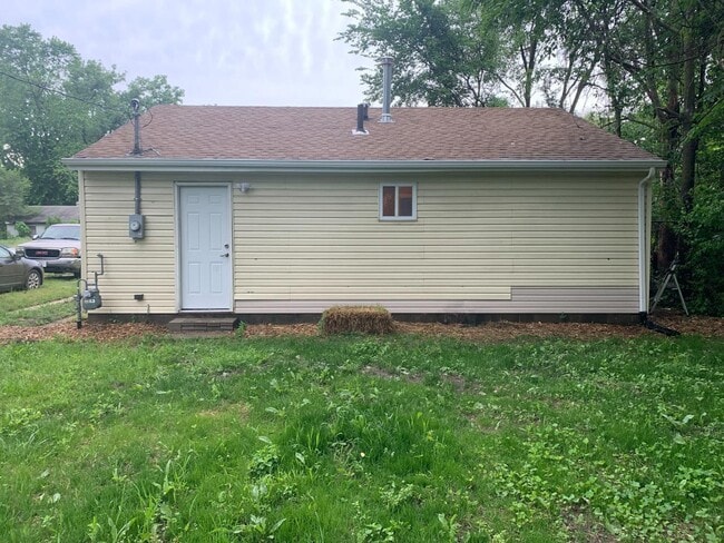 Photo - 1021 Mount St