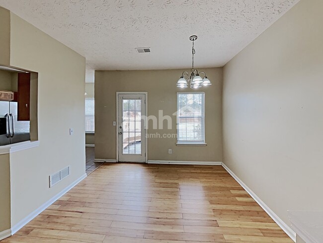 Photo - 4855 Lake Park Ter