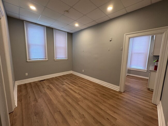 Photo - Spacious apartment in historic house!