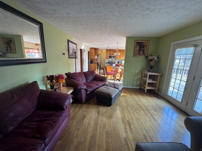 Photo - 8310 Chestnut Farm Ln