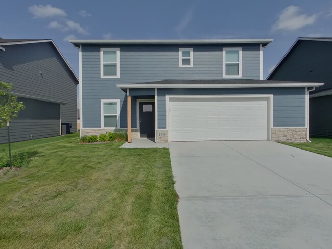 Photo - 2746 S Cypress St House