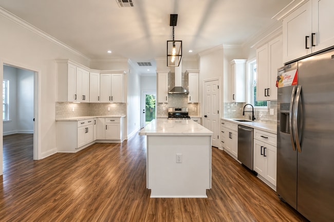 Photo - 2707 Jackson Blvd