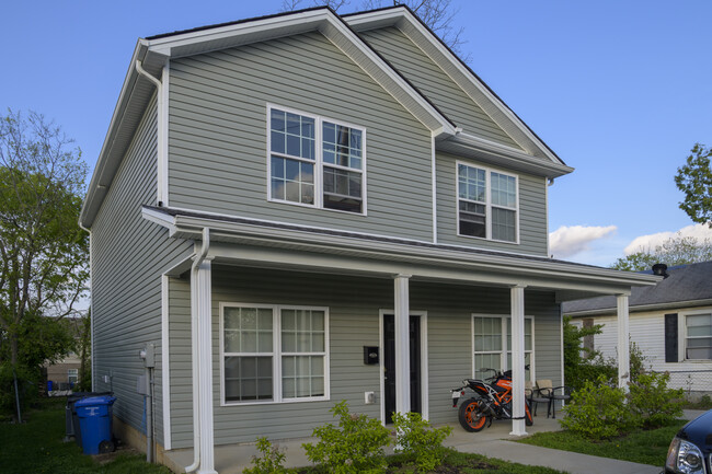 Building Photo - Kampus Properties STUDENT HOUSING - 2024-'25 Rental