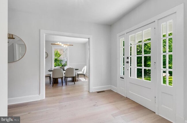 Photo - 6818 Connecticut Ave