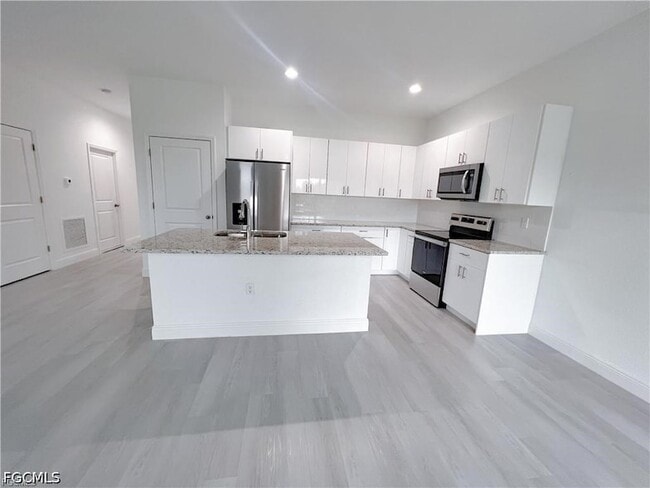 Photo - 7012 Jolly Cir