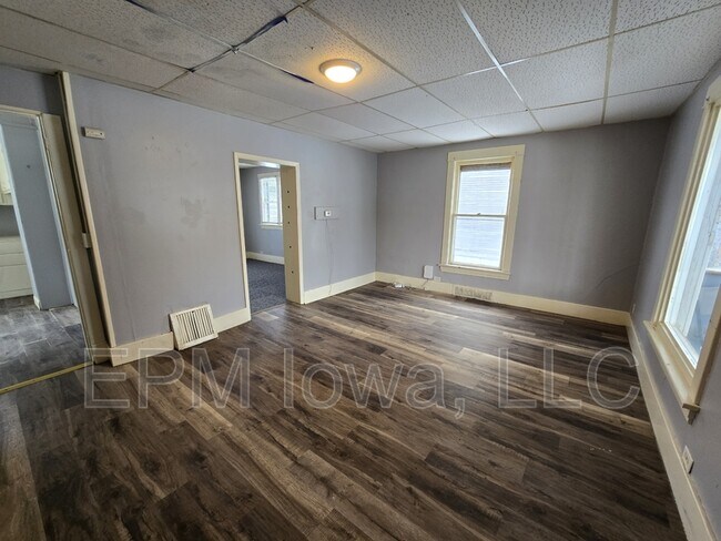 Photo - 119 Irving St