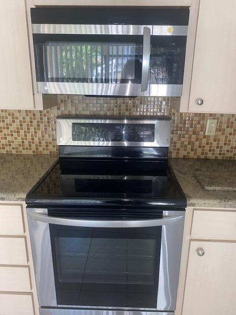 Photo - 4701 Roxbury Ct