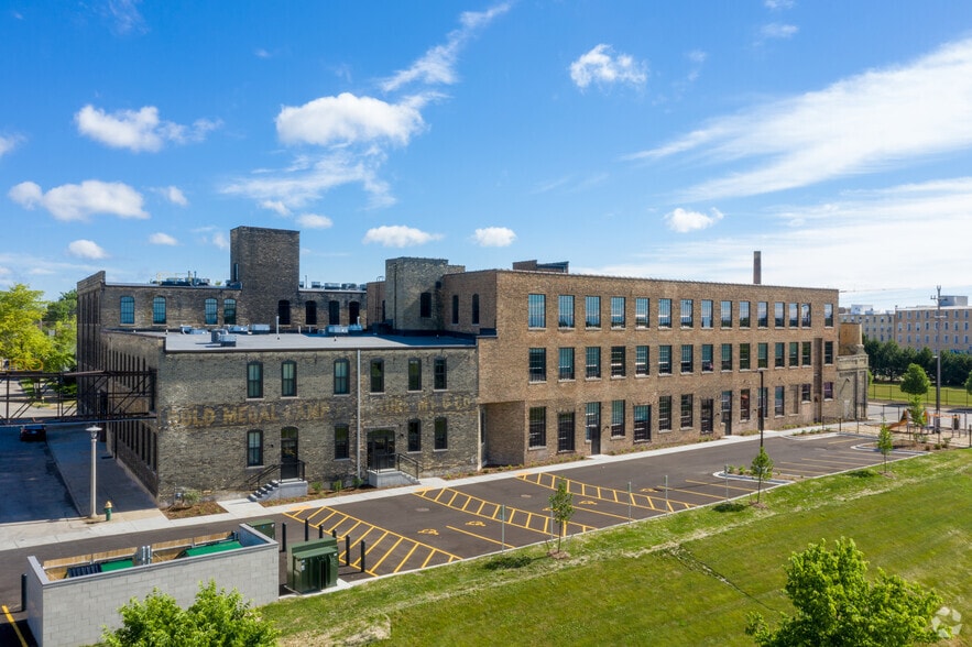 Building Photo