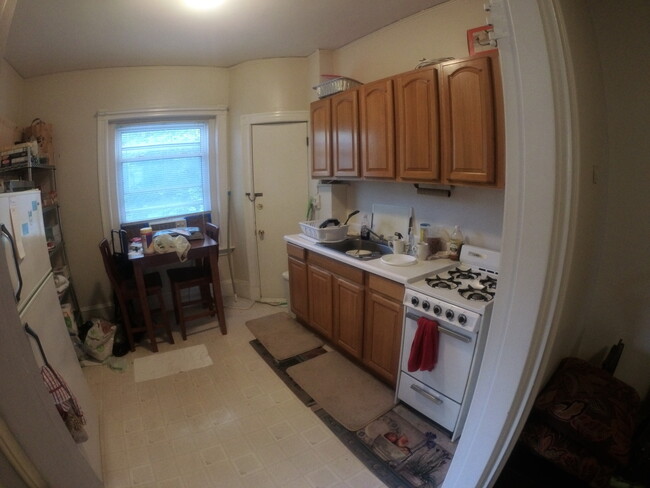 Building Photo - 36 High St Rental