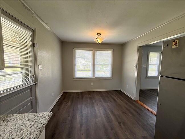 Photo - 628 Radiance Ave