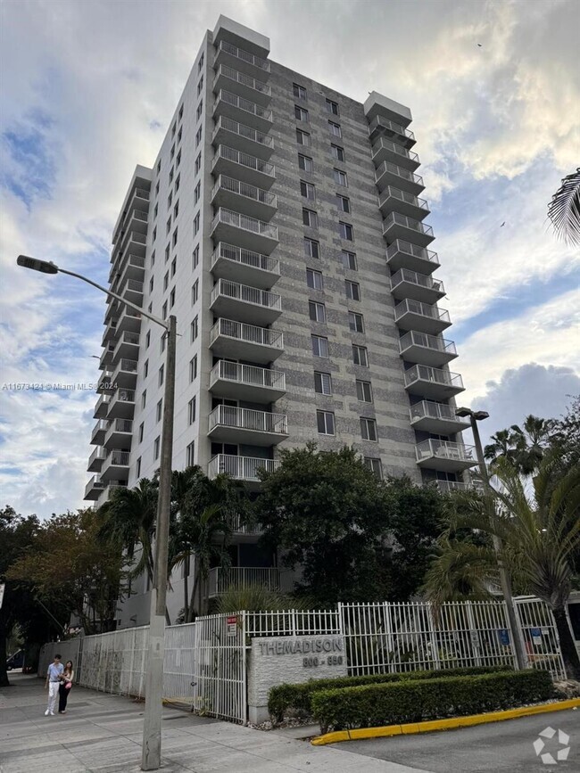 Building Photo - 800 N Miami Ave Unit E402 Rental