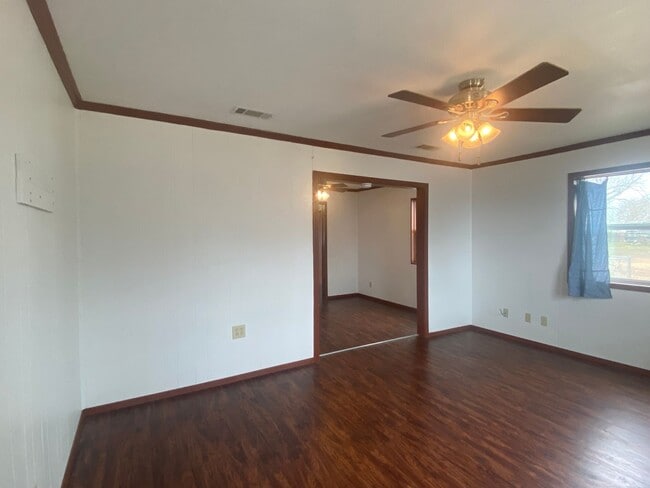 Photo - 2 BEDROOM COUNTRY LIVING