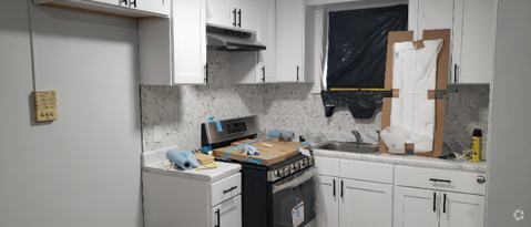 Building Photo - 147 W Jersey St Rental
