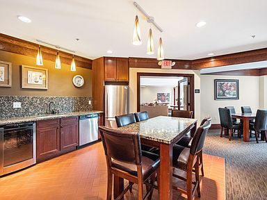 Community Room - 3251 Louisiana Ave S Unidad 222