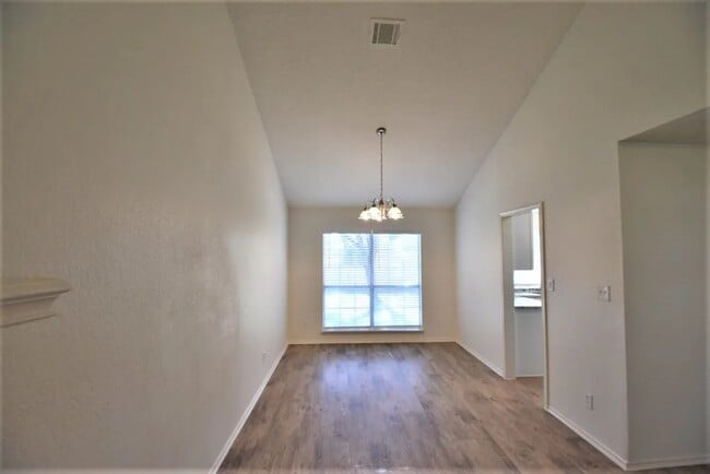 Photo - 4146 Hathaway Dr