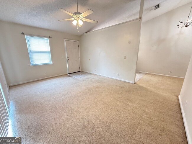 Photo - 150 E Lakemont Dr