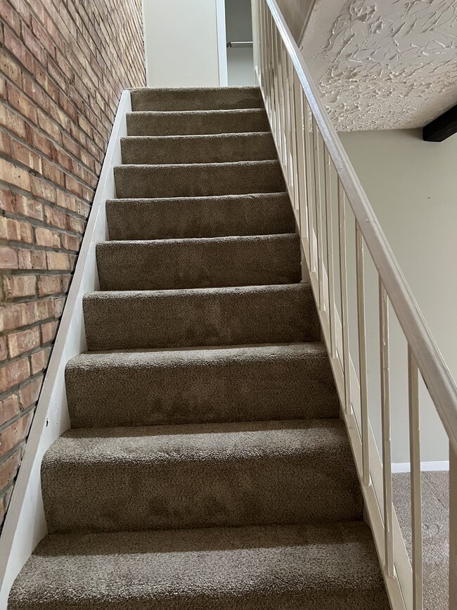 Photo - 180 Betty Ct