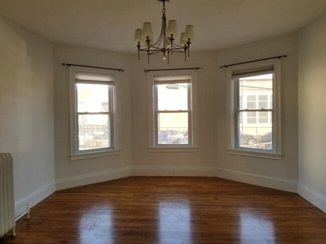 Photo - 25 Wyman St Unit 1
