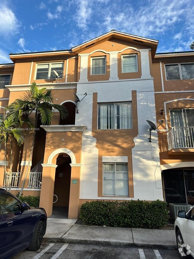 Building Photo - 7100 NW 177th St Unit 208-14 Rental