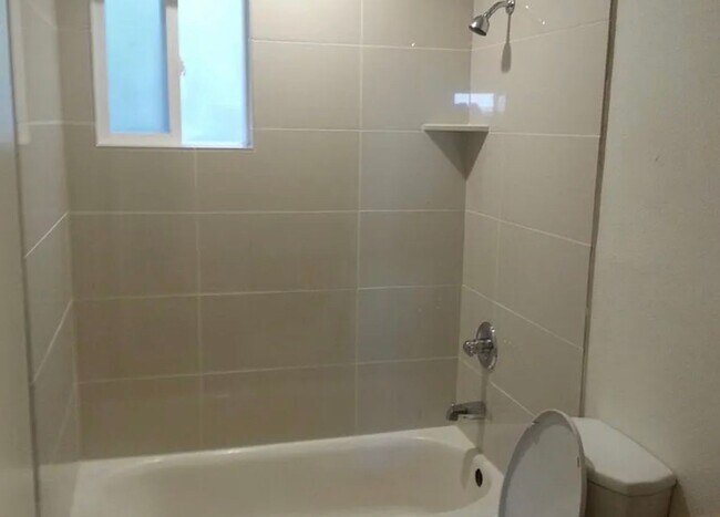 Photo - 2441-2449 Sierra Blvd. Unit 2447