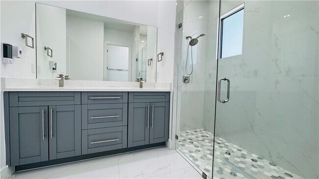 Photo - 2713 17th St SW