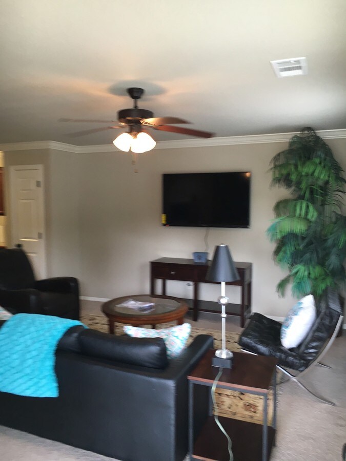 Malibu Flats Townhomes Townhomes for Rent Fayetteville, AR