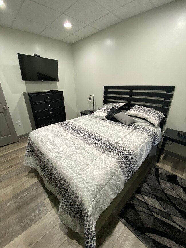 Bedroom 1 - 108 Hexham Dr Unit Wyndhurst