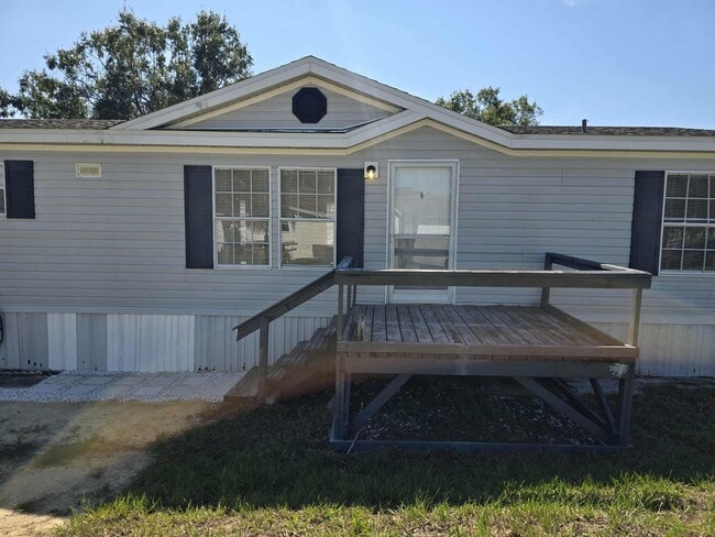 Photo - 3 bed / 2 bath Winter Haven rental NOW ava...