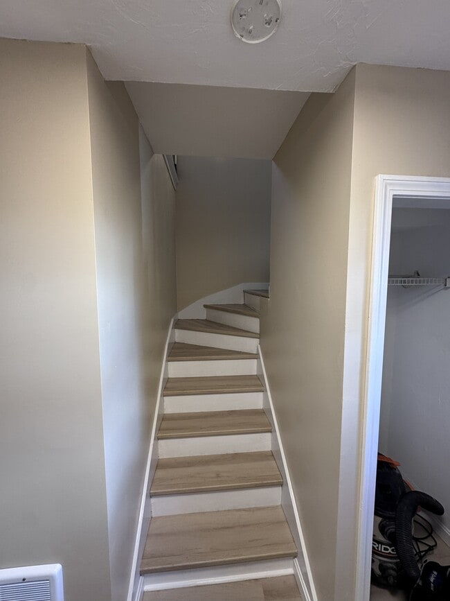 Photo - 25 Franklin St Unit 3