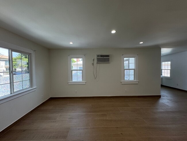 Photo - 14224 Friar St Unidad 1