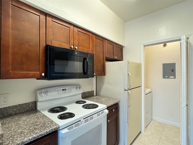 Photo - 6500 Harbor Town Dr Unit 3103