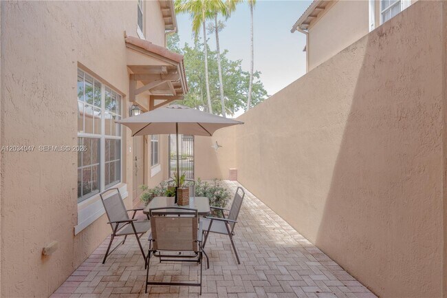 Photo - 623 SW 146th Terrace