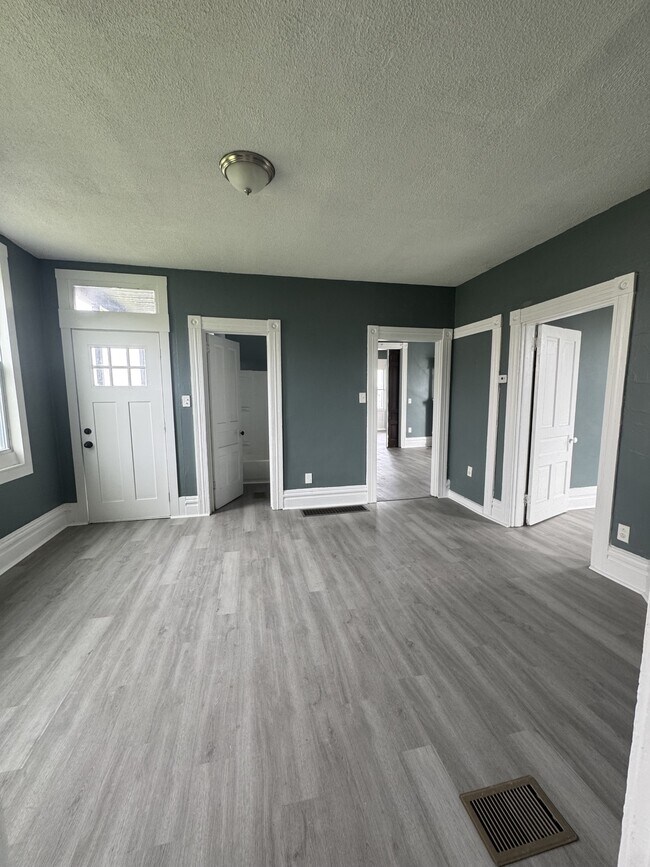 Photo - 3200 Brunot Ave