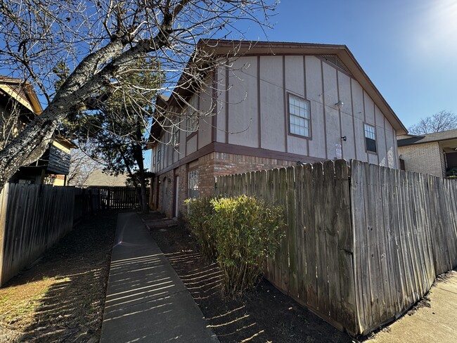 Photo - 5213 Meadow Field Townhome