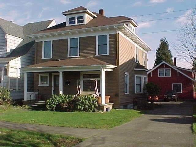 2 Bedroom 1 Bath Duplex Upper Unit in Tacoma! - 2 Bedroom 1 Bath Duplex Upper Unit in Tacoma! Casa