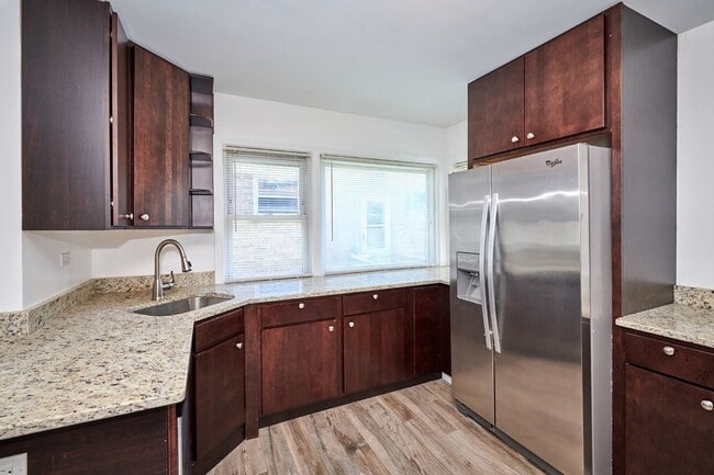Photo - 7810 E Prairie Rd