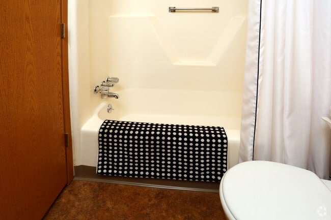 Modelo del estudio - Kent Village Apartments