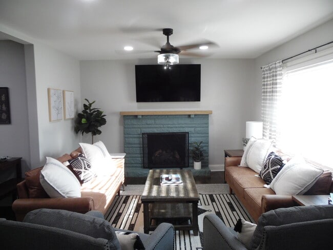 Photo - 829 Laurel Hill Rd