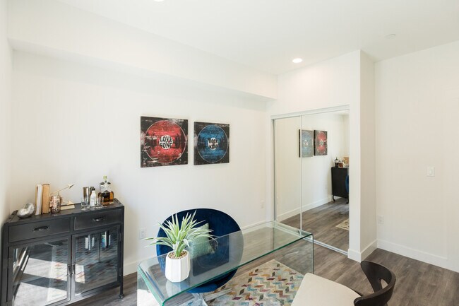 Photo - Bradley Luxury Living