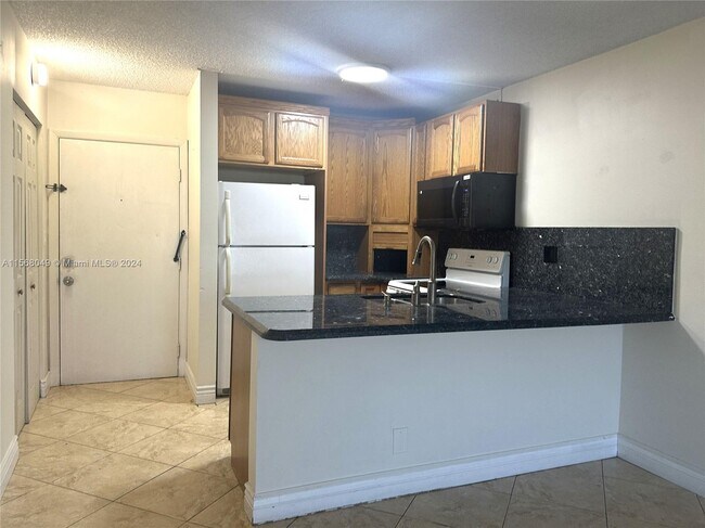 Photo - 2771 Riverside Dr Unidad 504-A