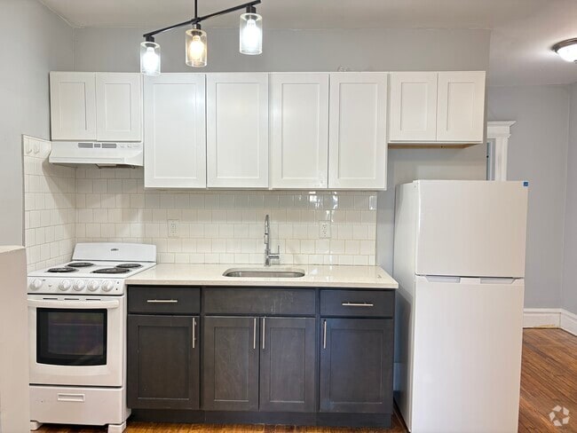 Building Photo - 102 Vermont Ave Unit 3 Rental