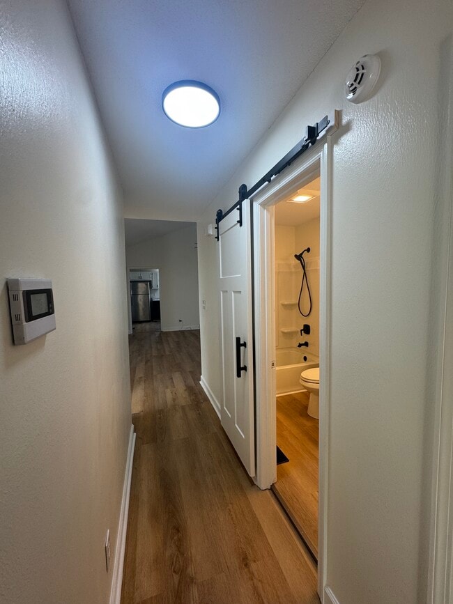 Photo - 1821 Swann St