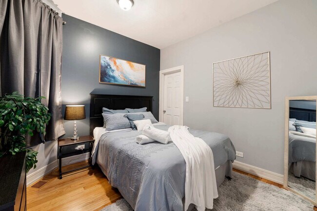 Photo - 109 S Paulina St Unidad ID1244958P