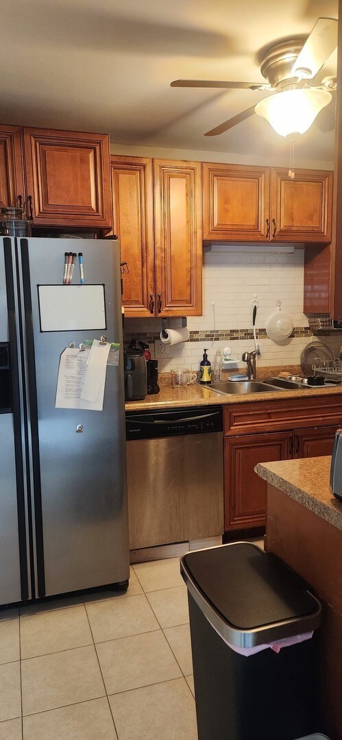 Photo - 1770 Queensbury Cir