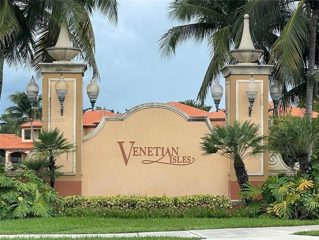 Photo - 15471 SW 30th St